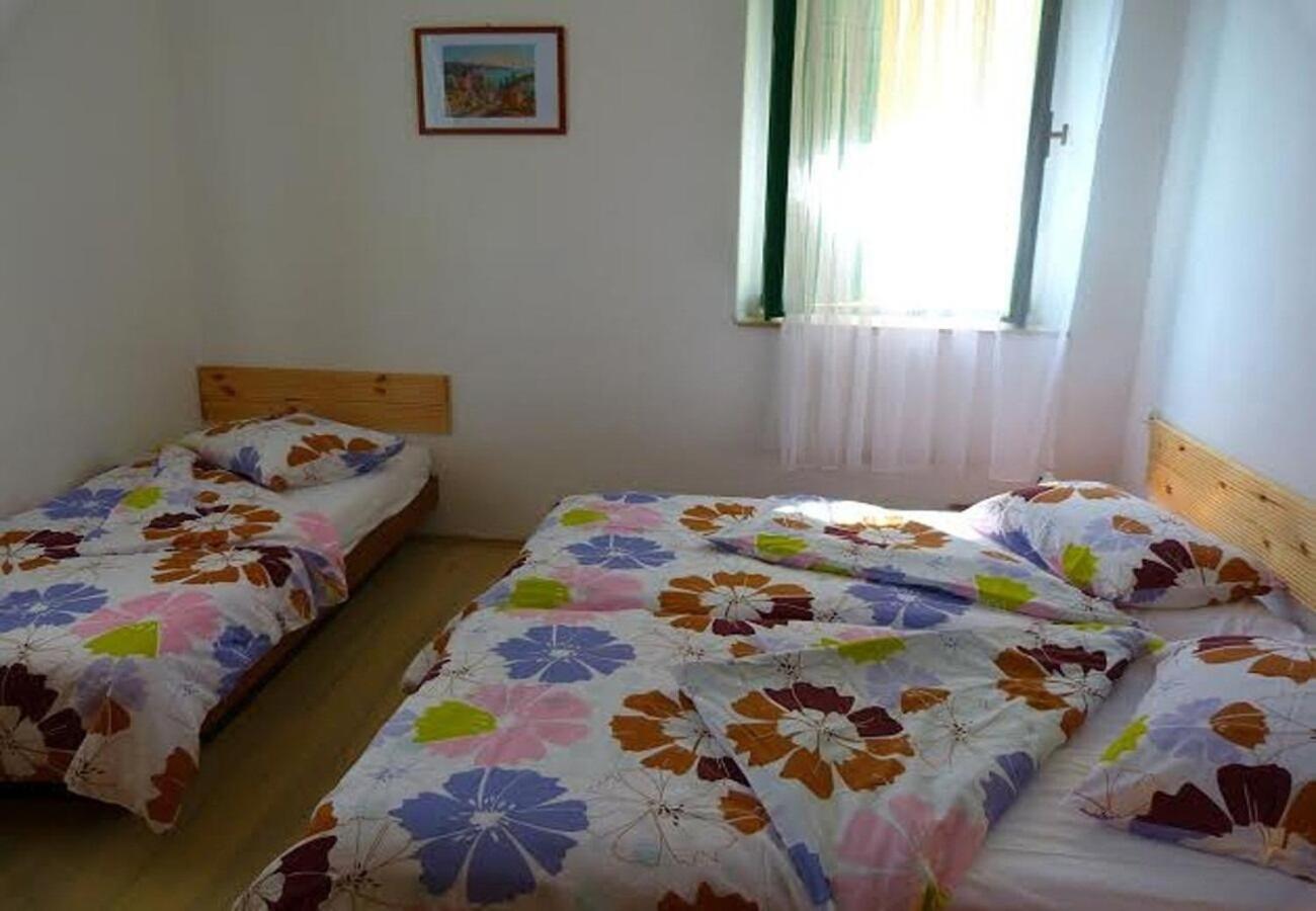 Holiday Home Villa Jadran - 10 M From Beach Preko Exteriör bild